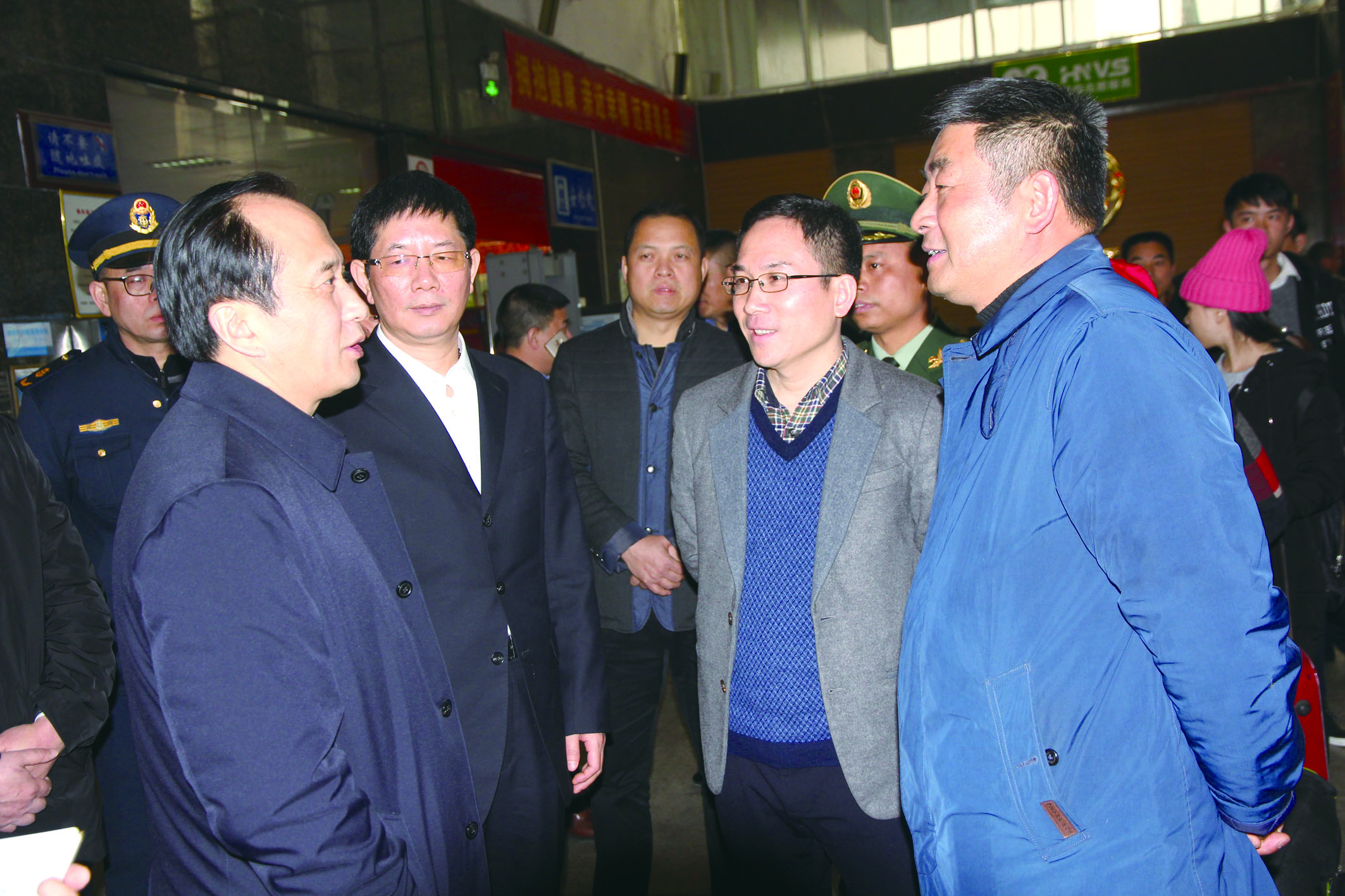 2月8日，副省長、省公安廳廳長許顯輝來我司督導(dǎo)安全生產(chǎn)工作
